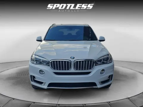 More photos of 2018 BMW X5 sDrive35i at Spotless Auto Loop 1604, TX