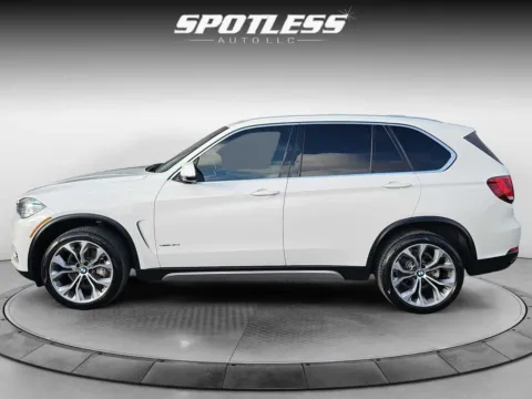 Another view of 2018 BMW X5 sDrive35i for sale in San Antonio, TX at Spotless Auto Loop 1604