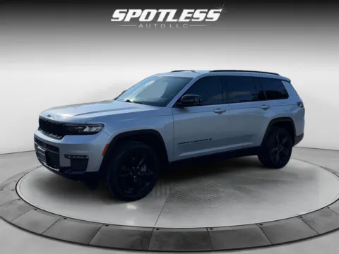Silver 2021 Jeep Grand Cherokee L Limited for sale in San Antonio, TX