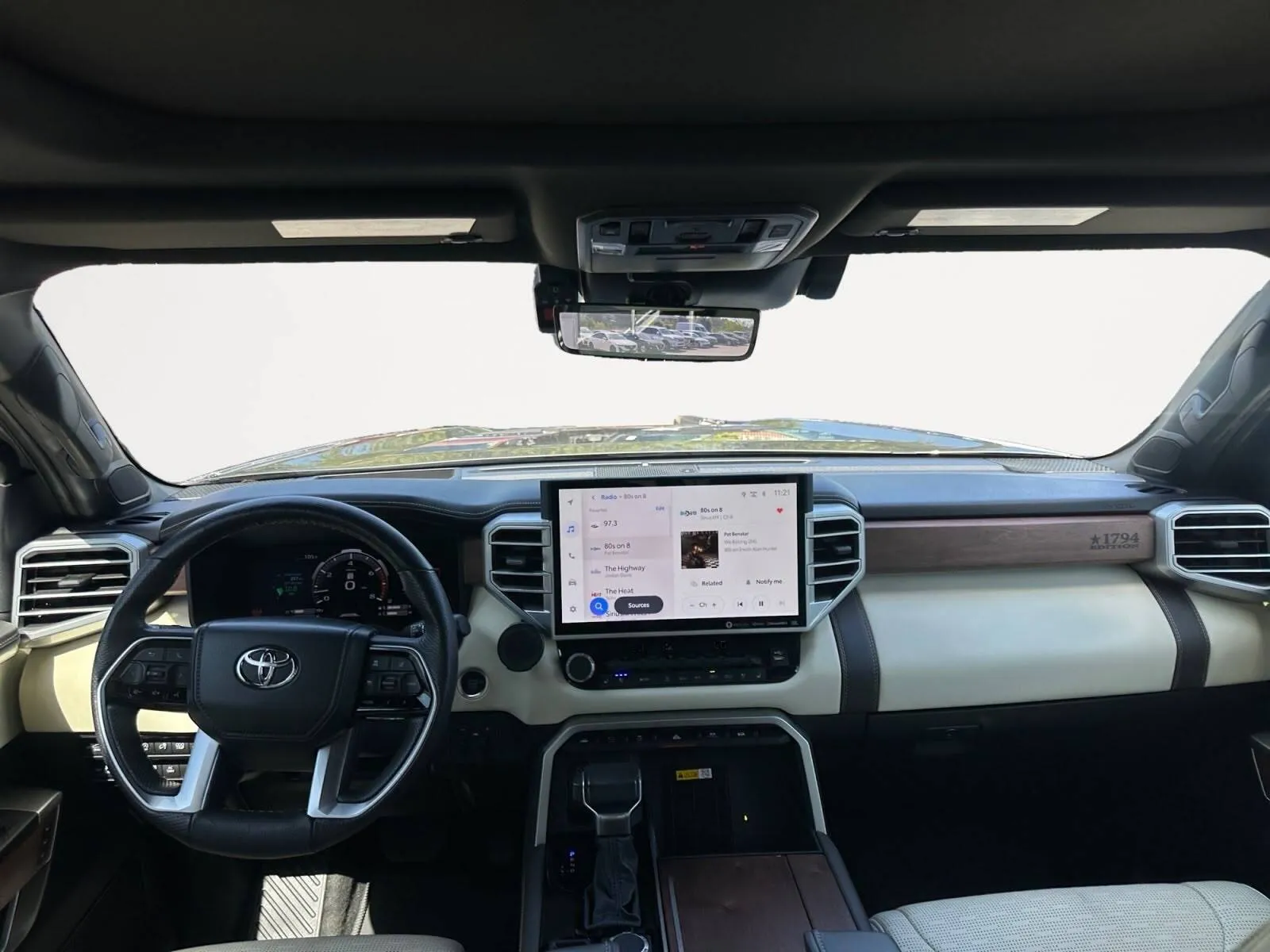 Toyota Tundra photo 22