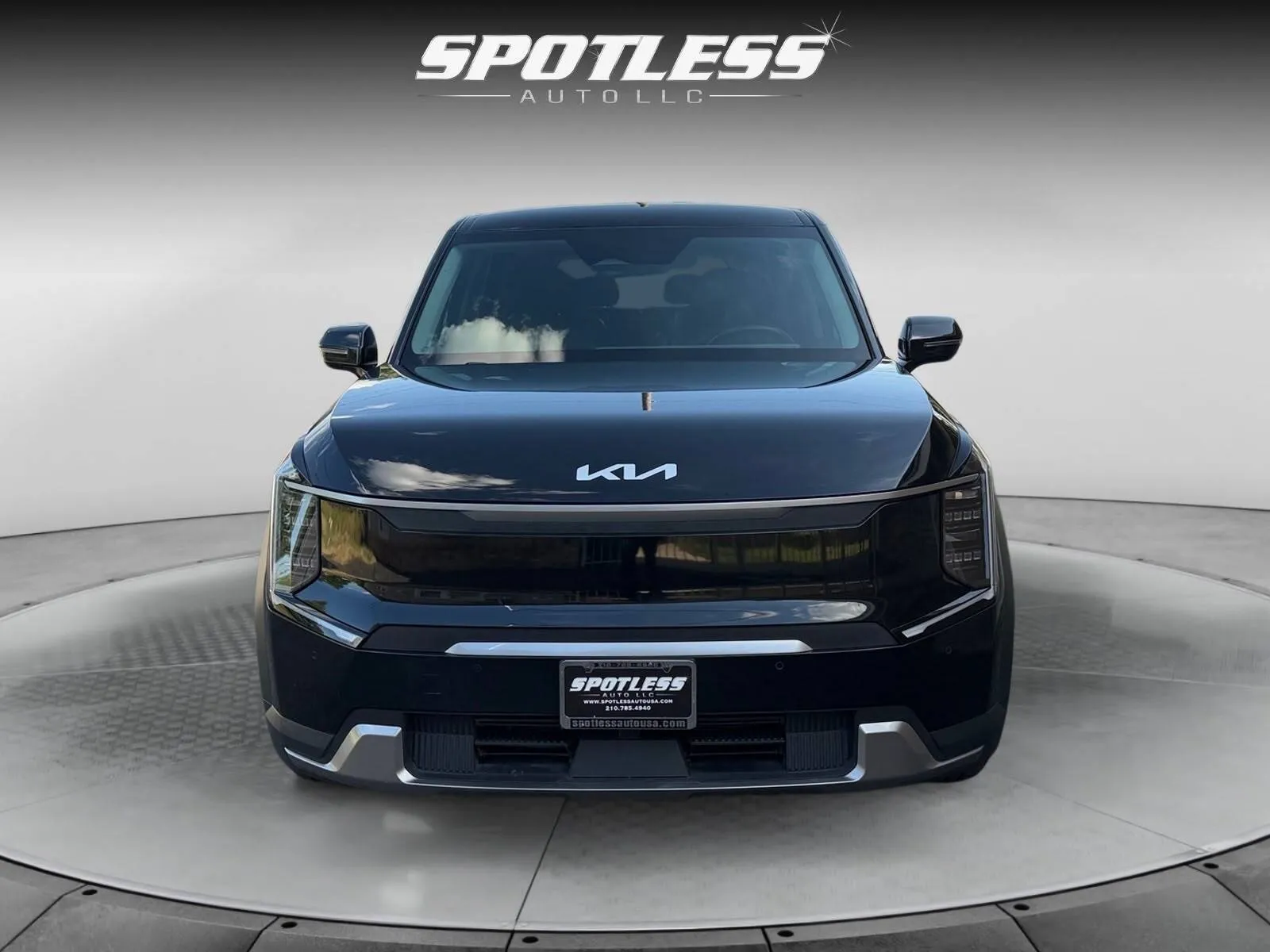 Kia EV9 photo 5