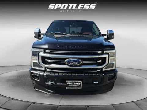 More photos of 2022 Ford F-250 Super Duty Platinum at Spotless Auto Loop 1604, TX