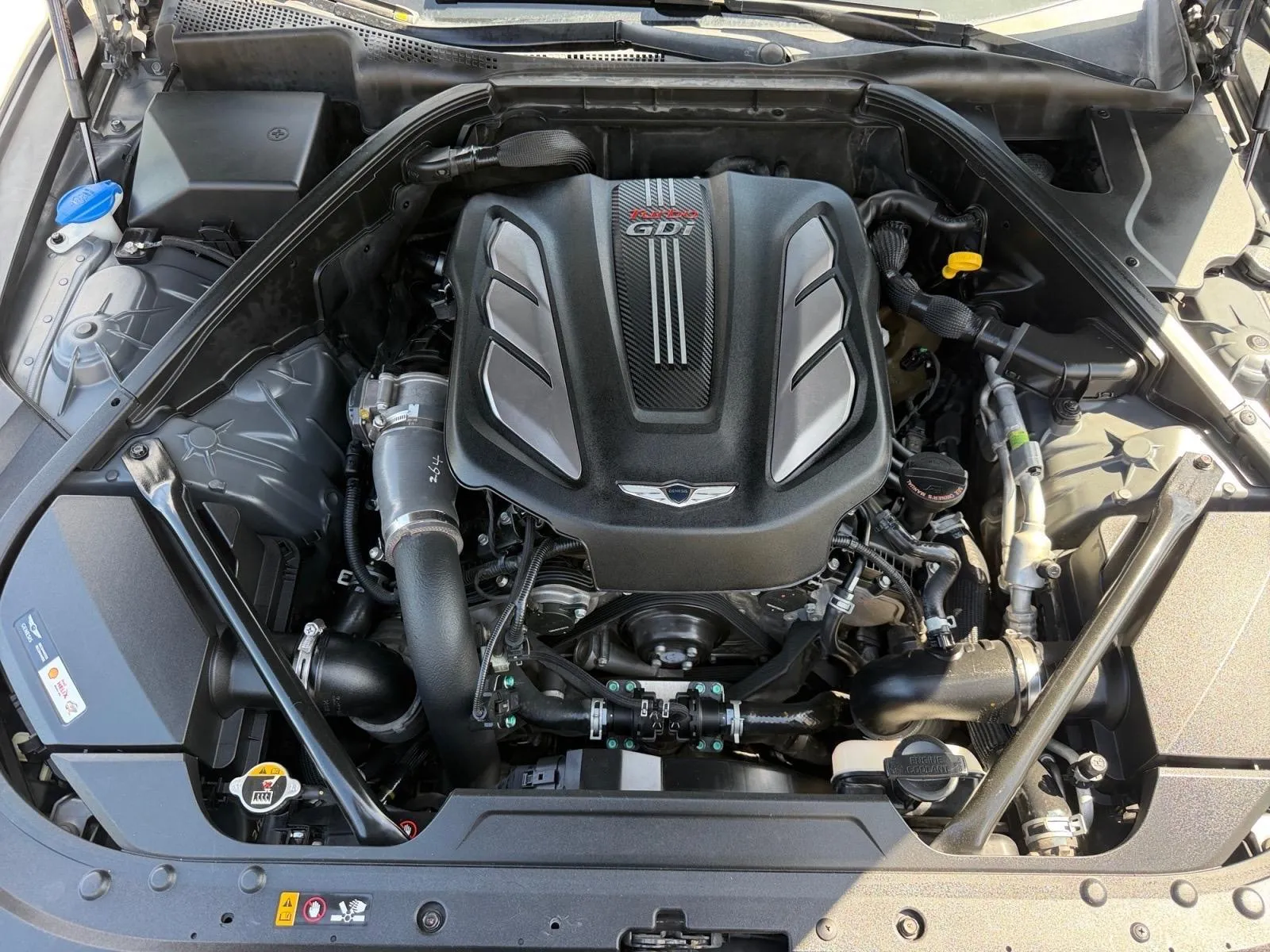 Genesis G80 photo 16