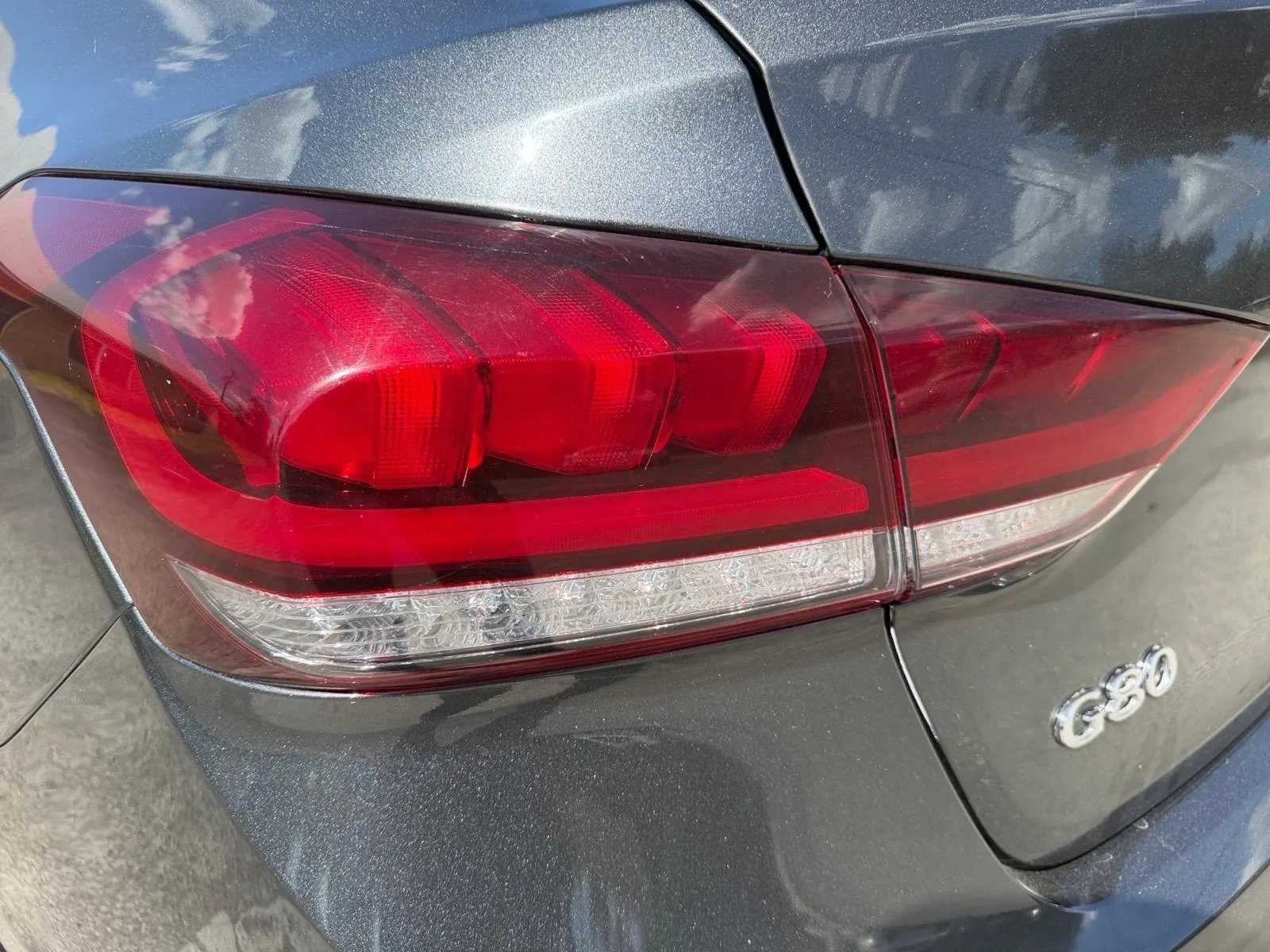 Genesis G80 photo 12