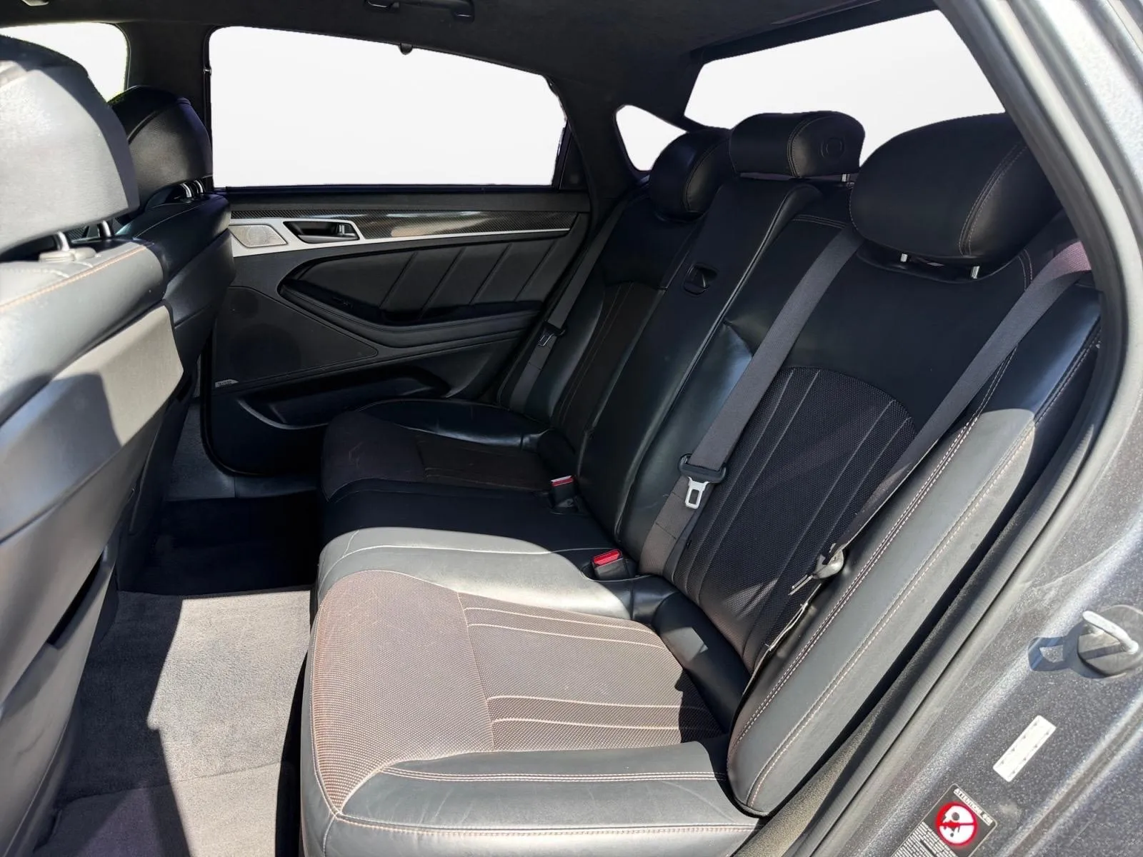 Genesis G80 photo 24