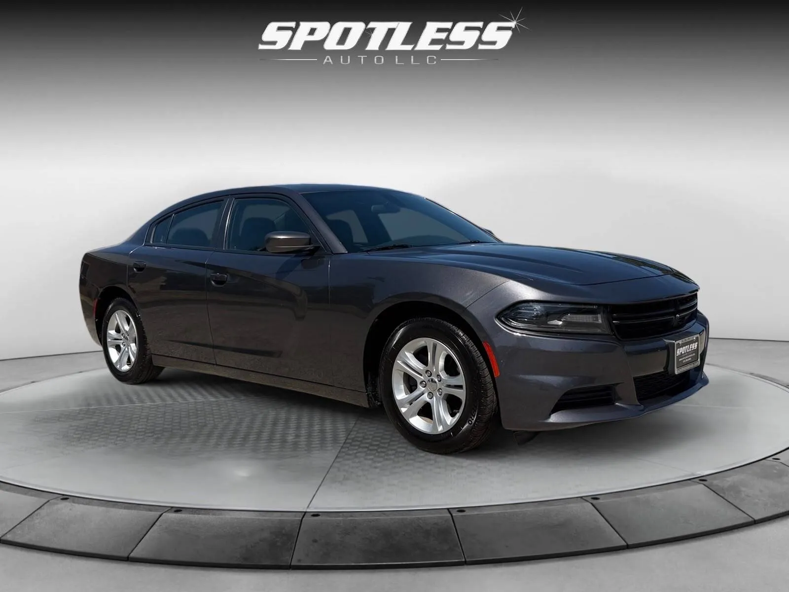 Dodge Charger photo 7