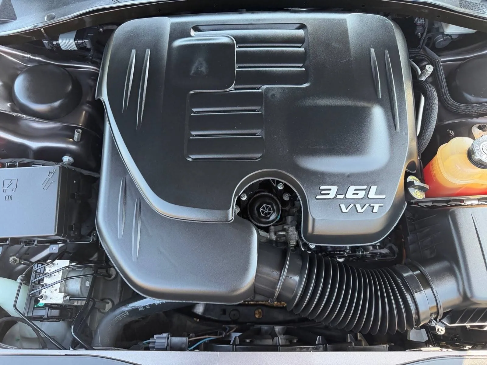 Dodge Charger photo 16