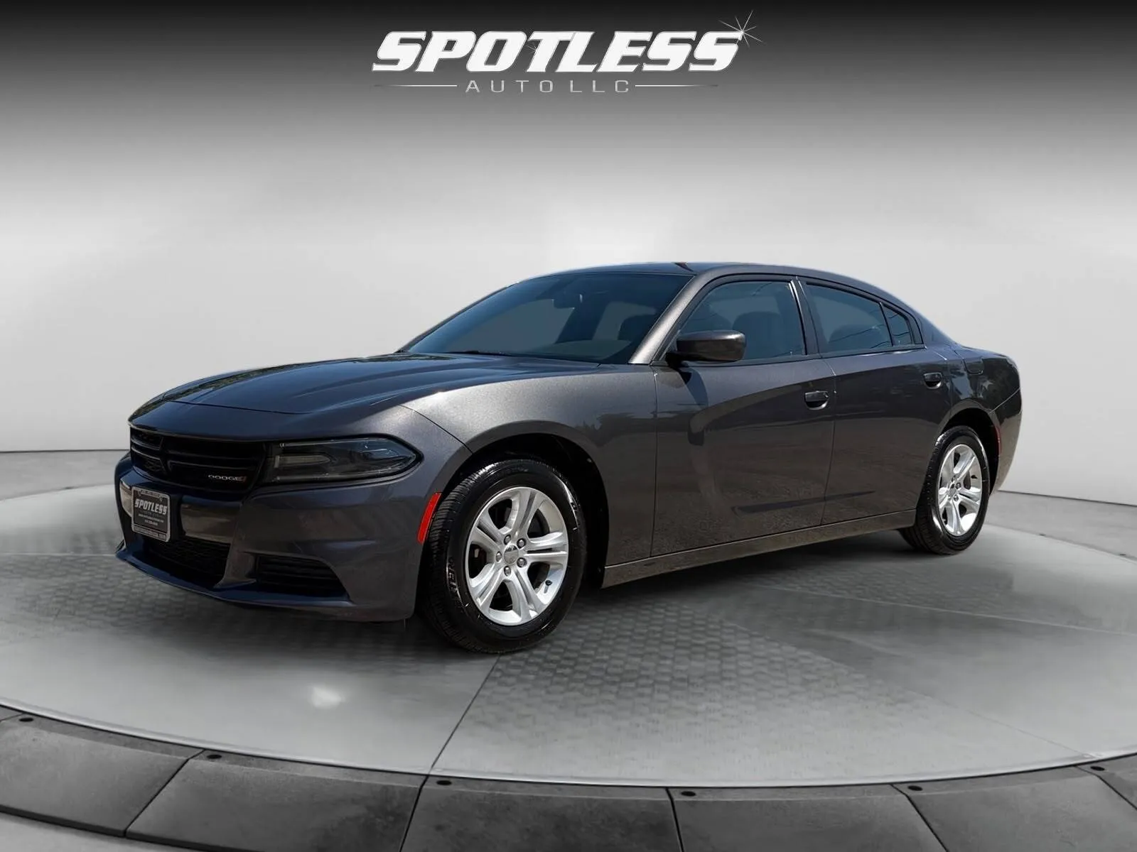 Dodge Charger photo 10