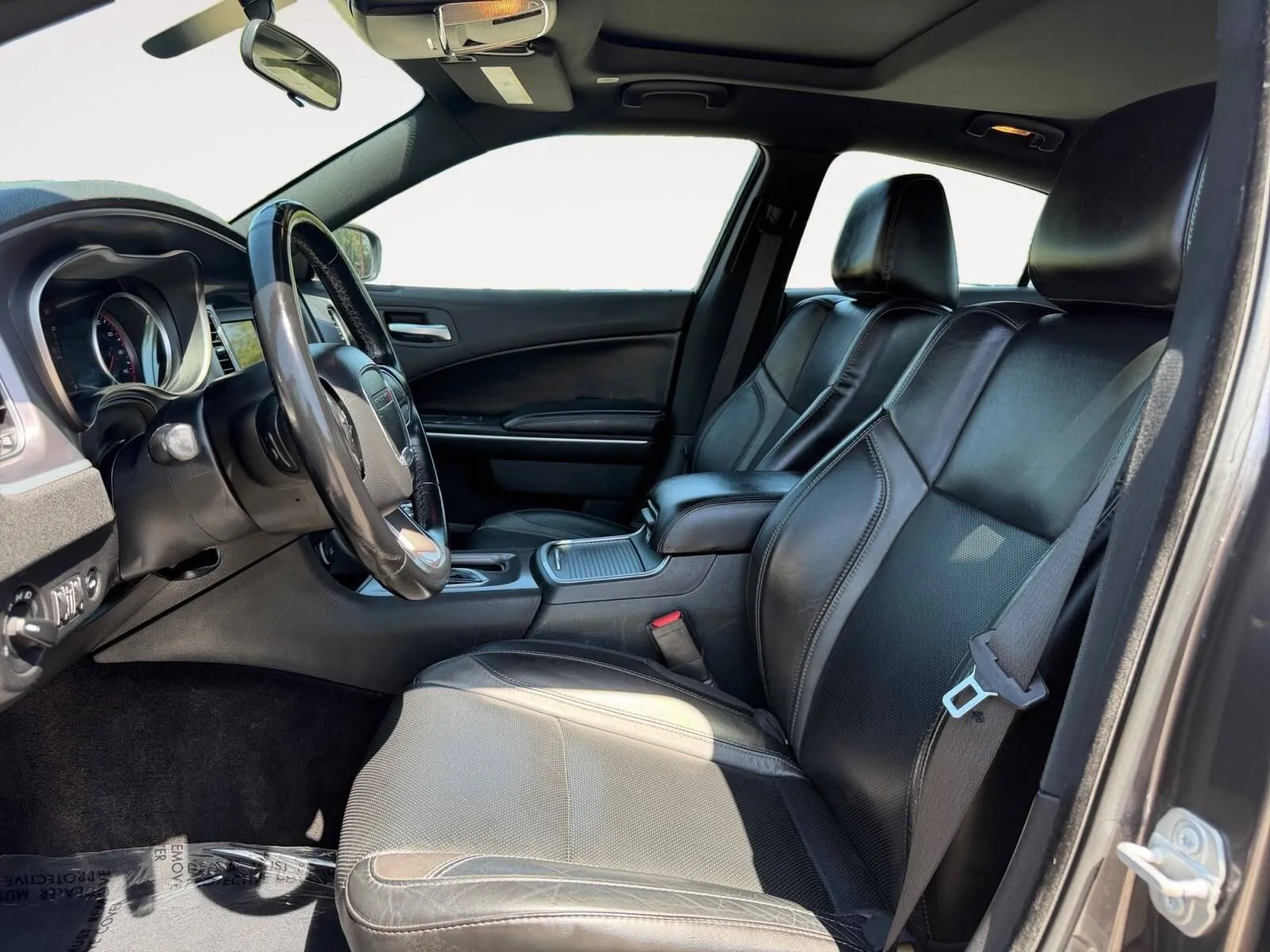 Dodge Charger photo 19