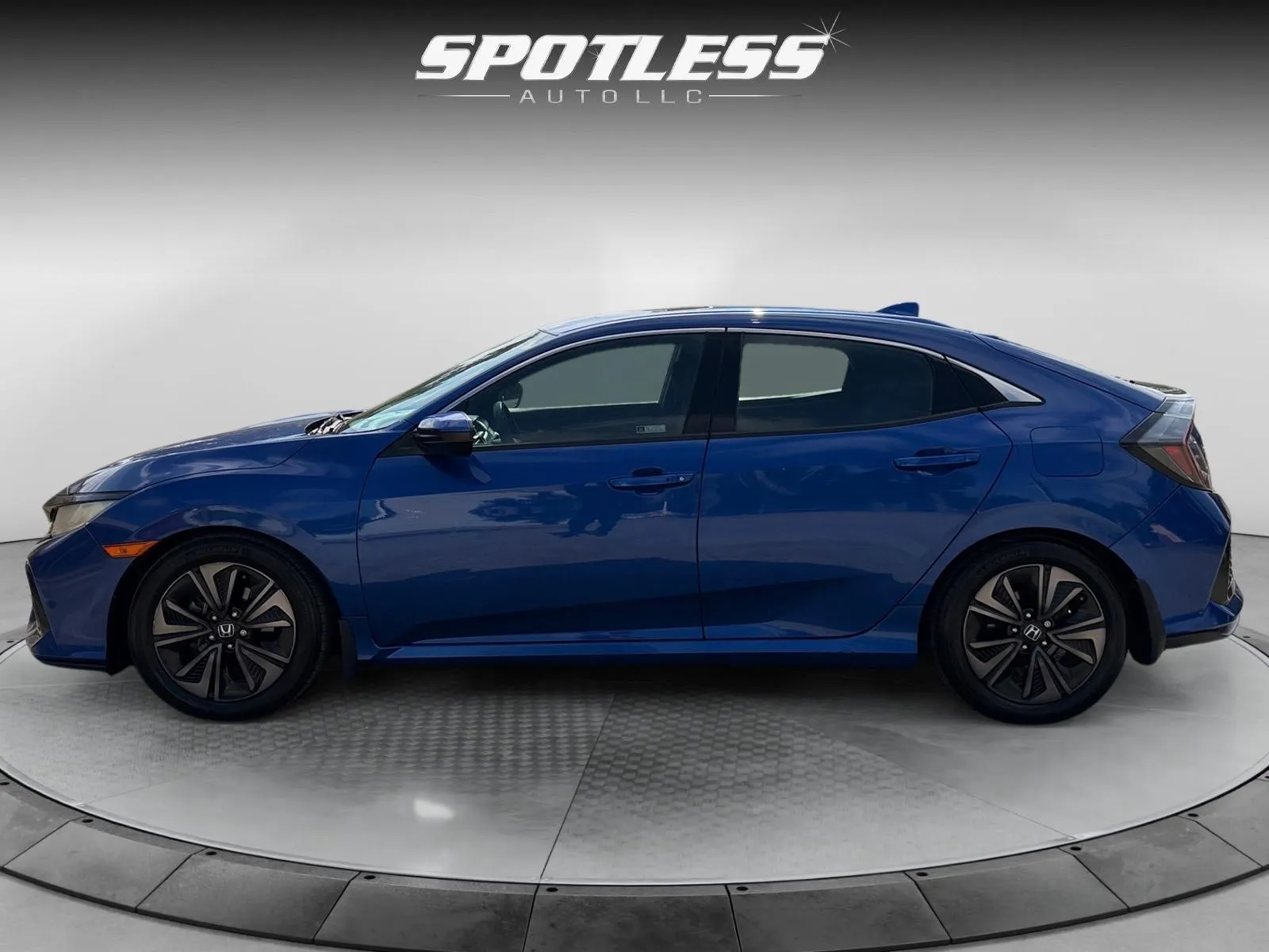 Honda Civic photo 3