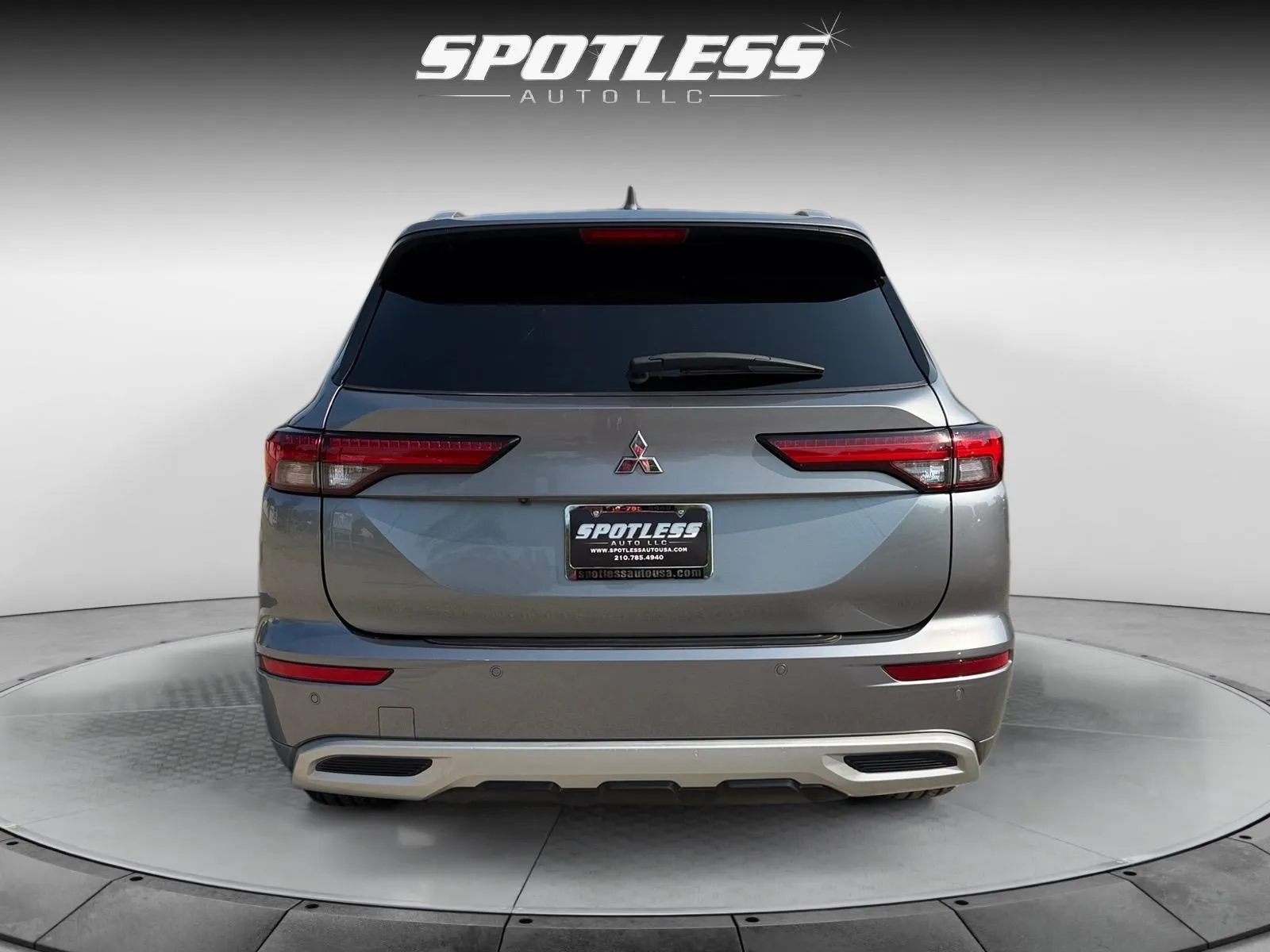 Mitsubishi Outlander photo 6