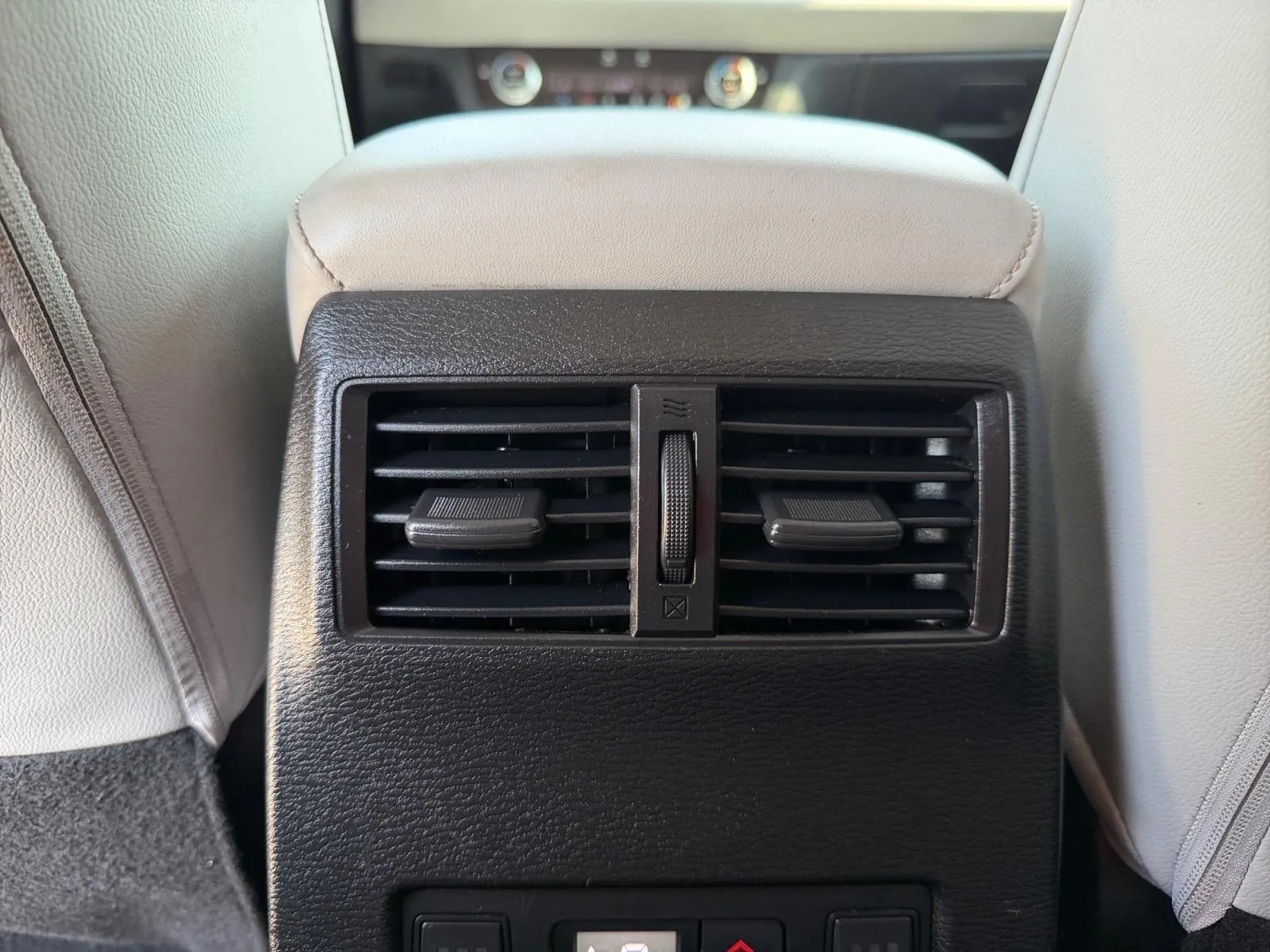 Mitsubishi Outlander photo 25