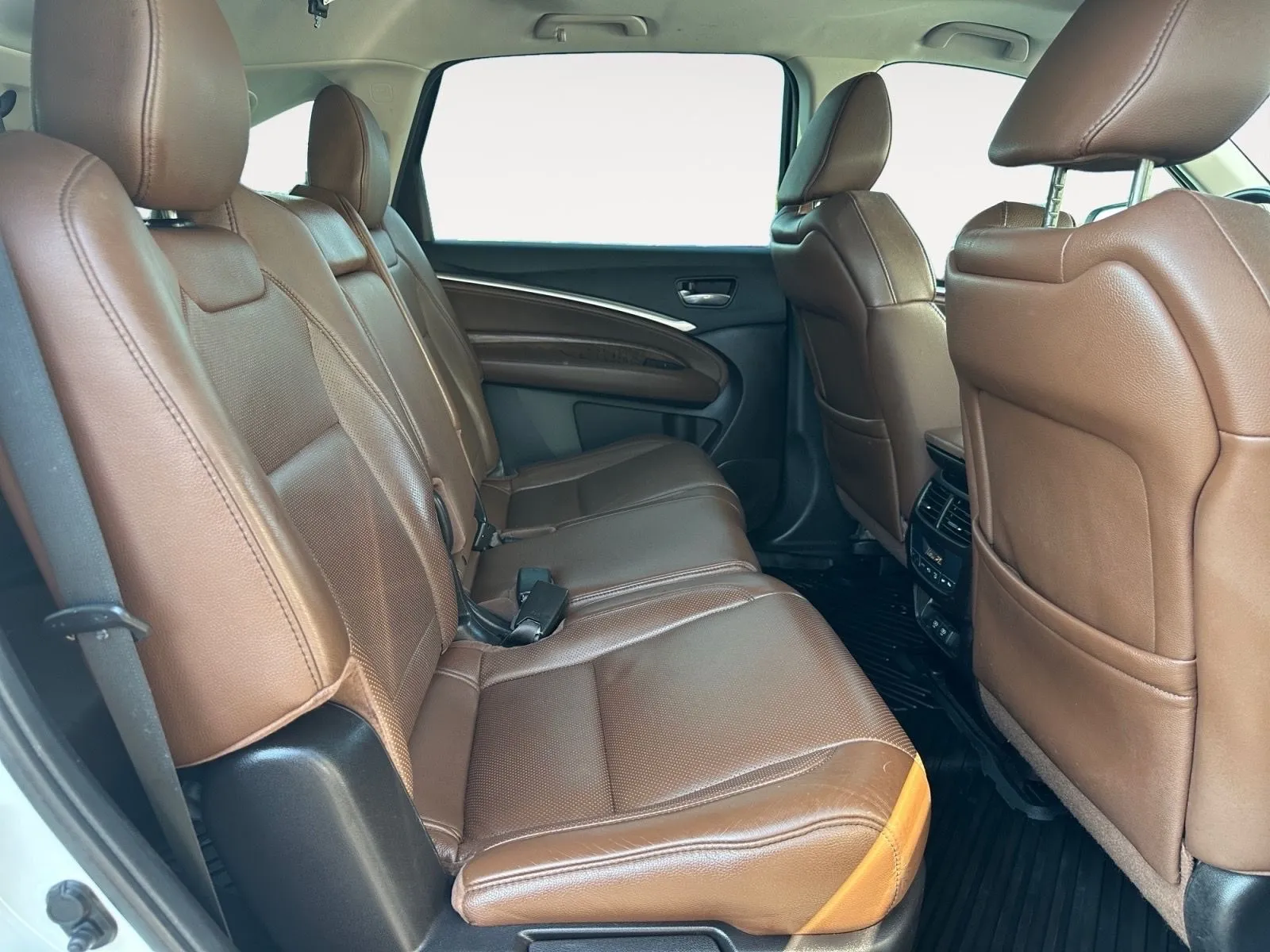 Acura MDX photo 27