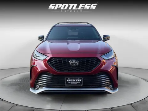 More photos of 2024 Toyota Highlander XSE at Spotless Auto Loop 1604, TX