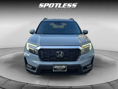 More photos of 2022 Honda Passport EX-L at Spotless Auto Loop 1604, TX