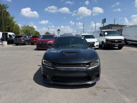 More photos of 2019 Dodge Charger R/T Scat Pack at Spotless Auto Loop 1604, TX