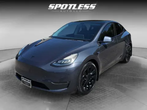 Silver 2021 Tesla Model Y Long Range for sale in San Antonio, TX