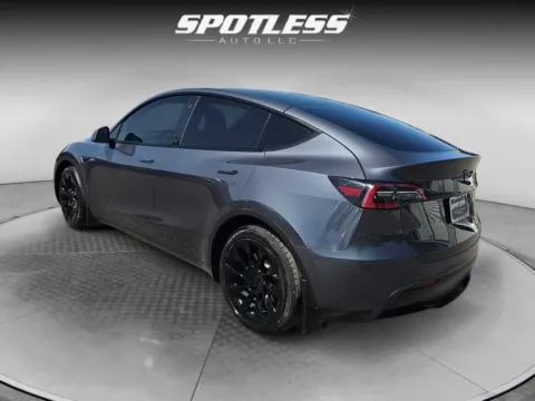 More photos of 2021 Tesla Model Y Long Range at Spotless Auto Loop 1604, TX