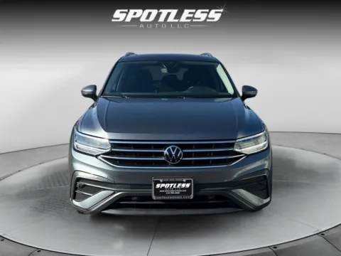 More photos of 2022 Volkswagen Tiguan SE 4Motion at Spotless Auto Loop 1604, TX