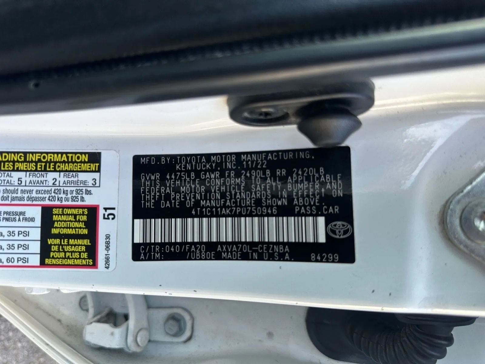 Toyota Camry photo 18