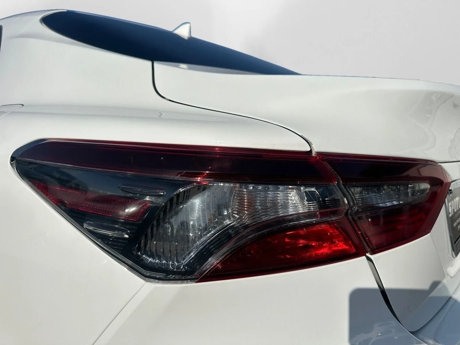 Toyota Camry photo 13