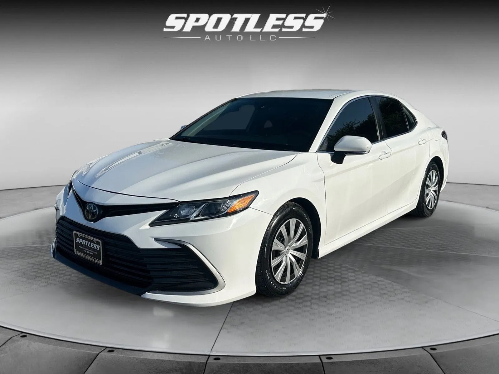 White 2023 Toyota Camry LE for sale in San Antonio, TX