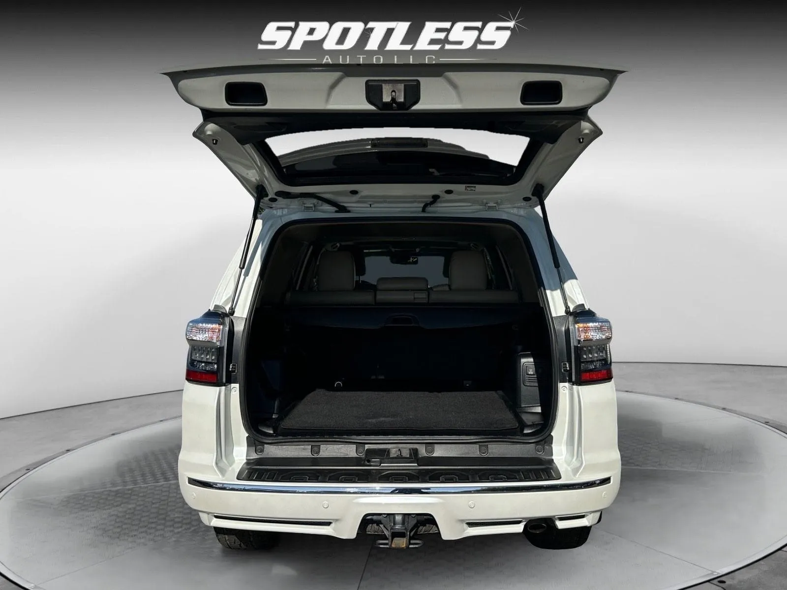 Toyota 4Runner photo 14