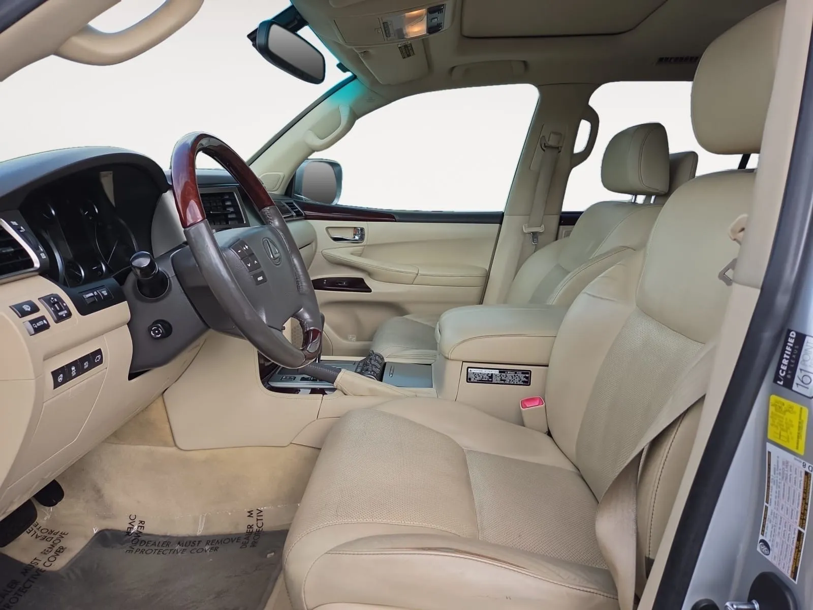 Lexus LX photo 19