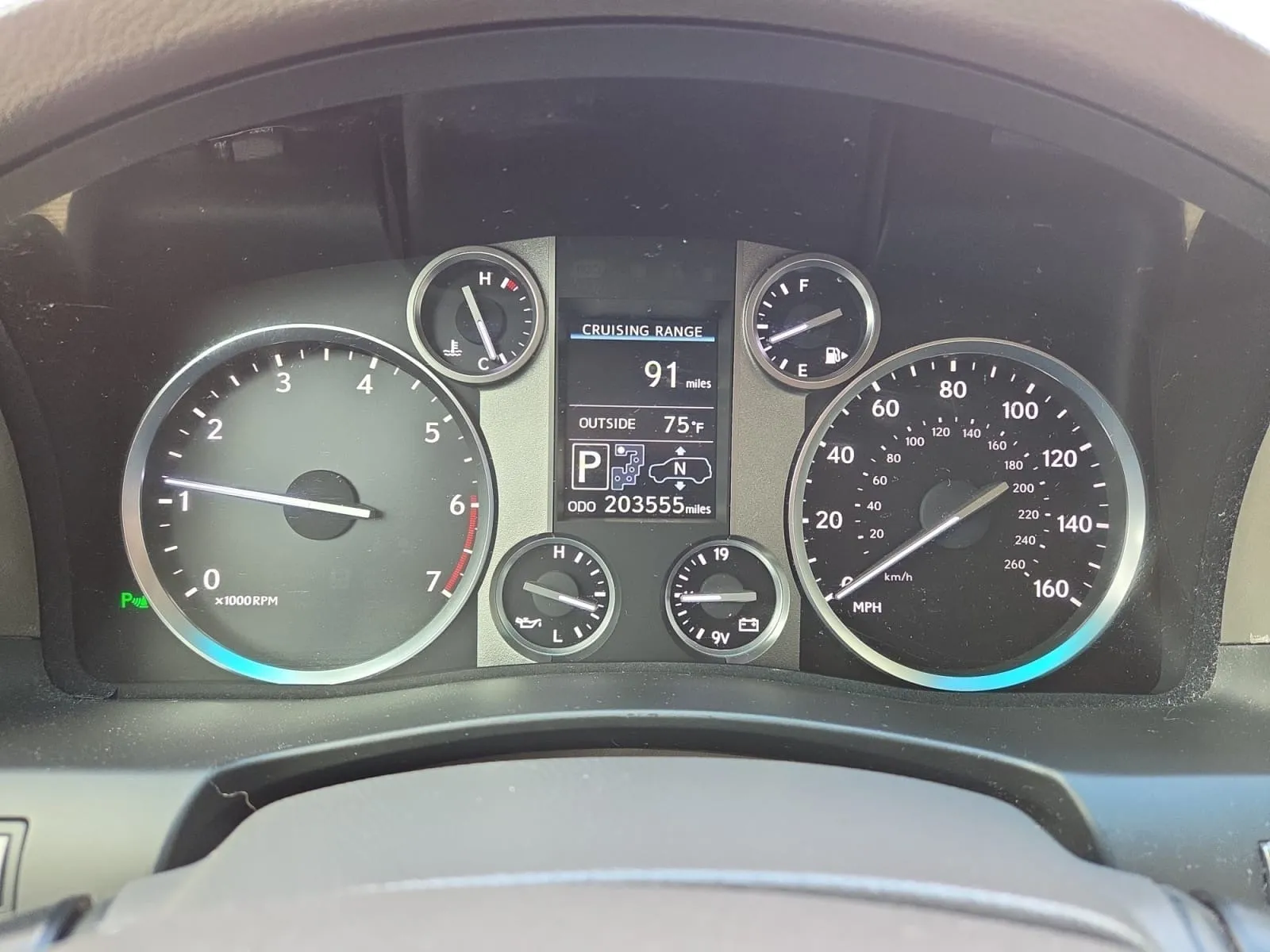 Lexus LX photo 18