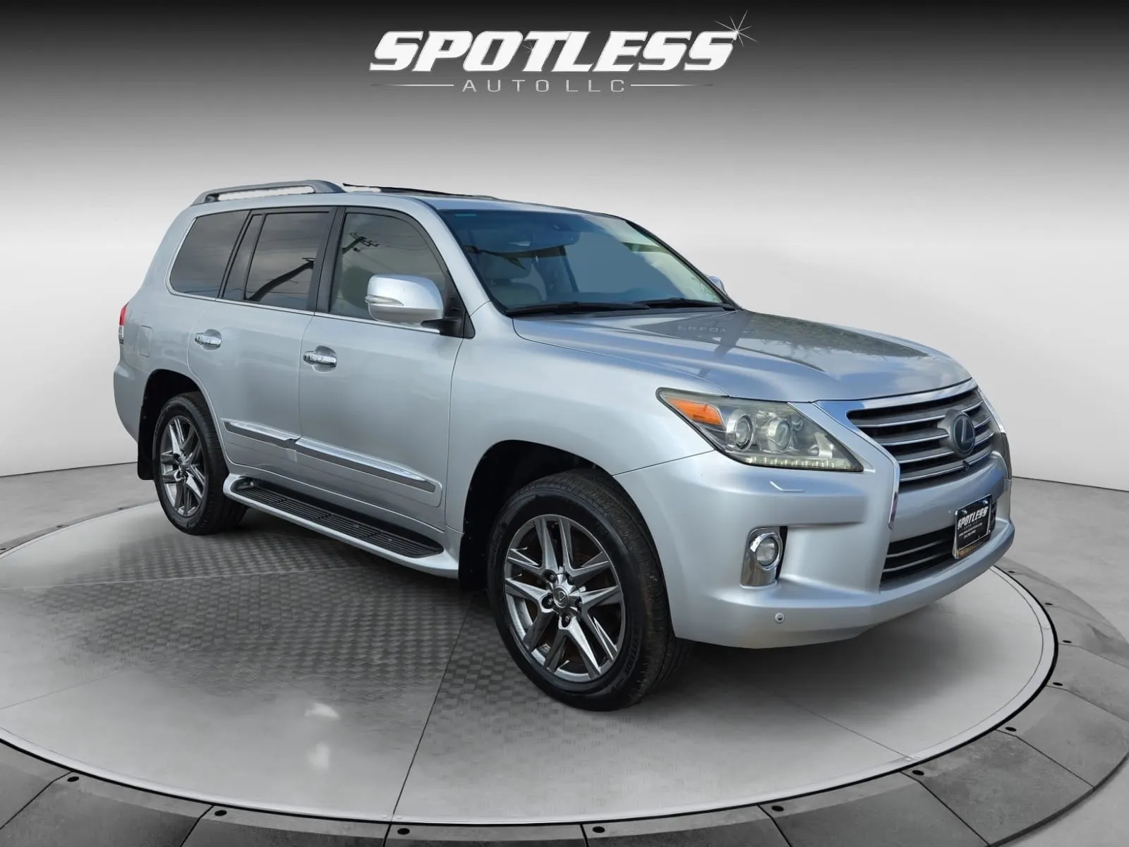 Lexus LX photo 7