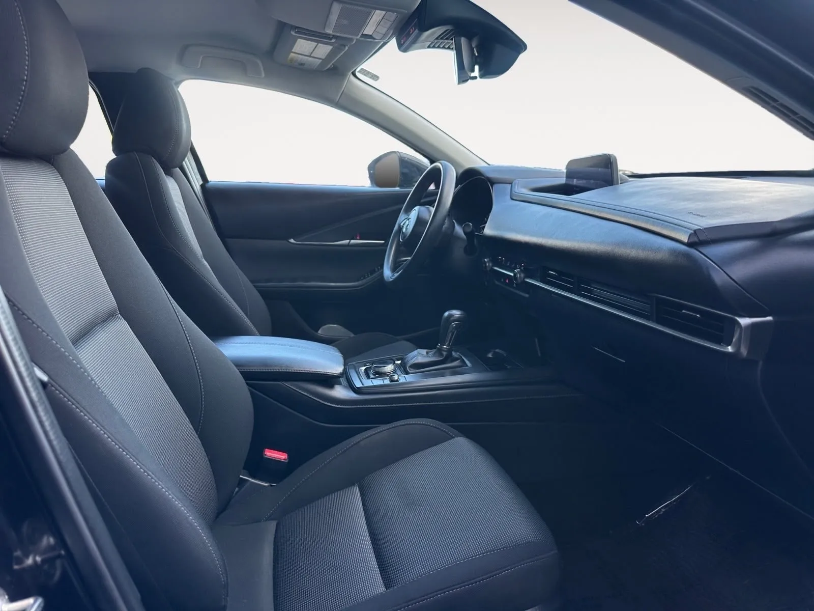 Mazda CX-30 photo 20