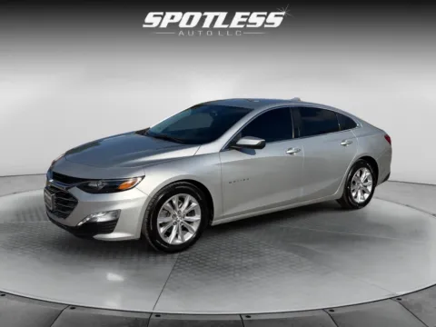 Silver 2020 Chevrolet Malibu LT for sale in San Antonio, TX