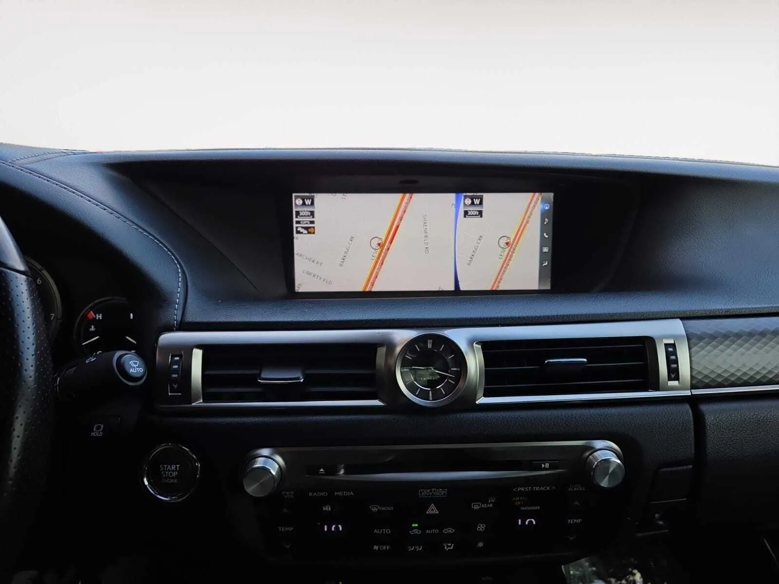 Lexus GS photo 27