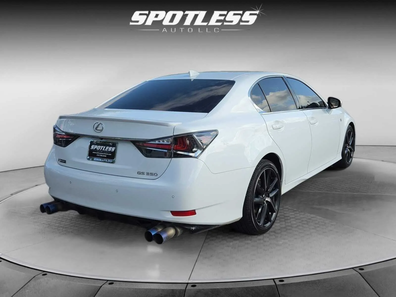Lexus GS photo 7