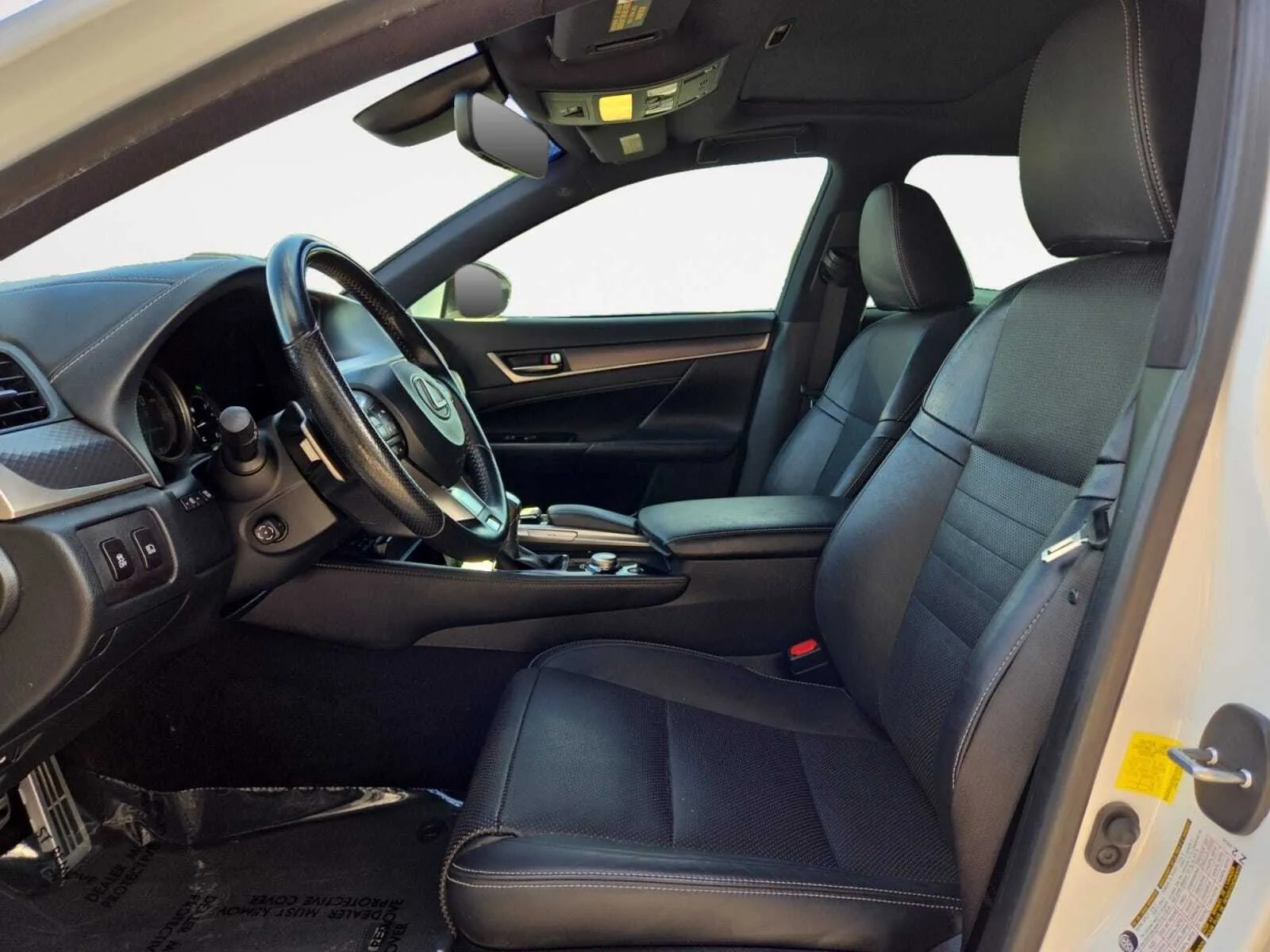 Lexus GS photo 19