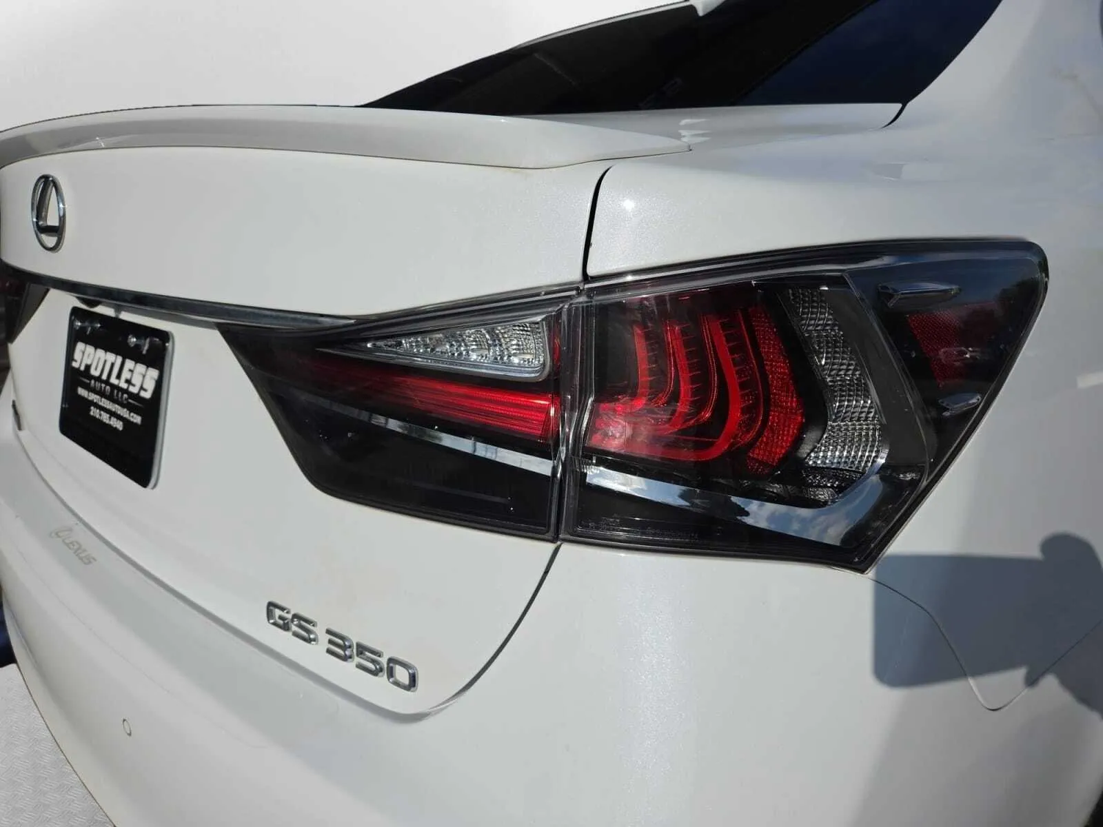 Lexus GS photo 12