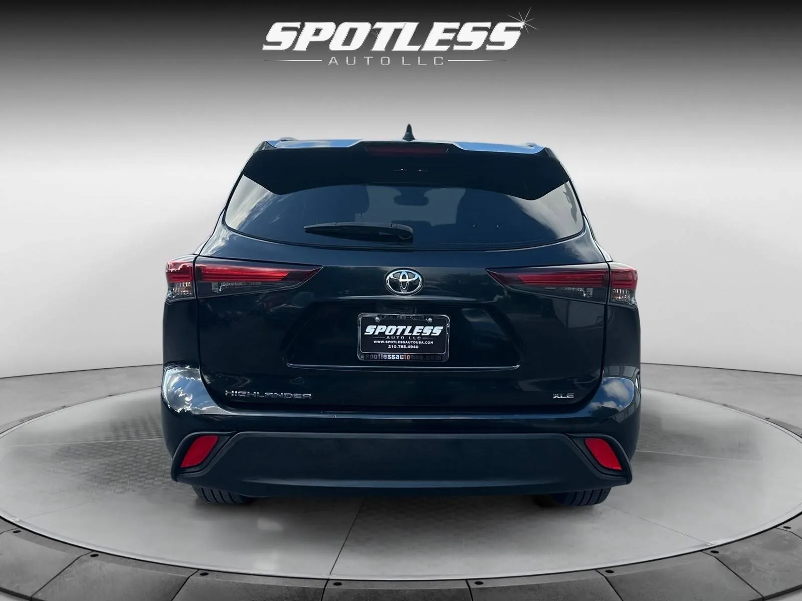 Toyota Highlander photo 6