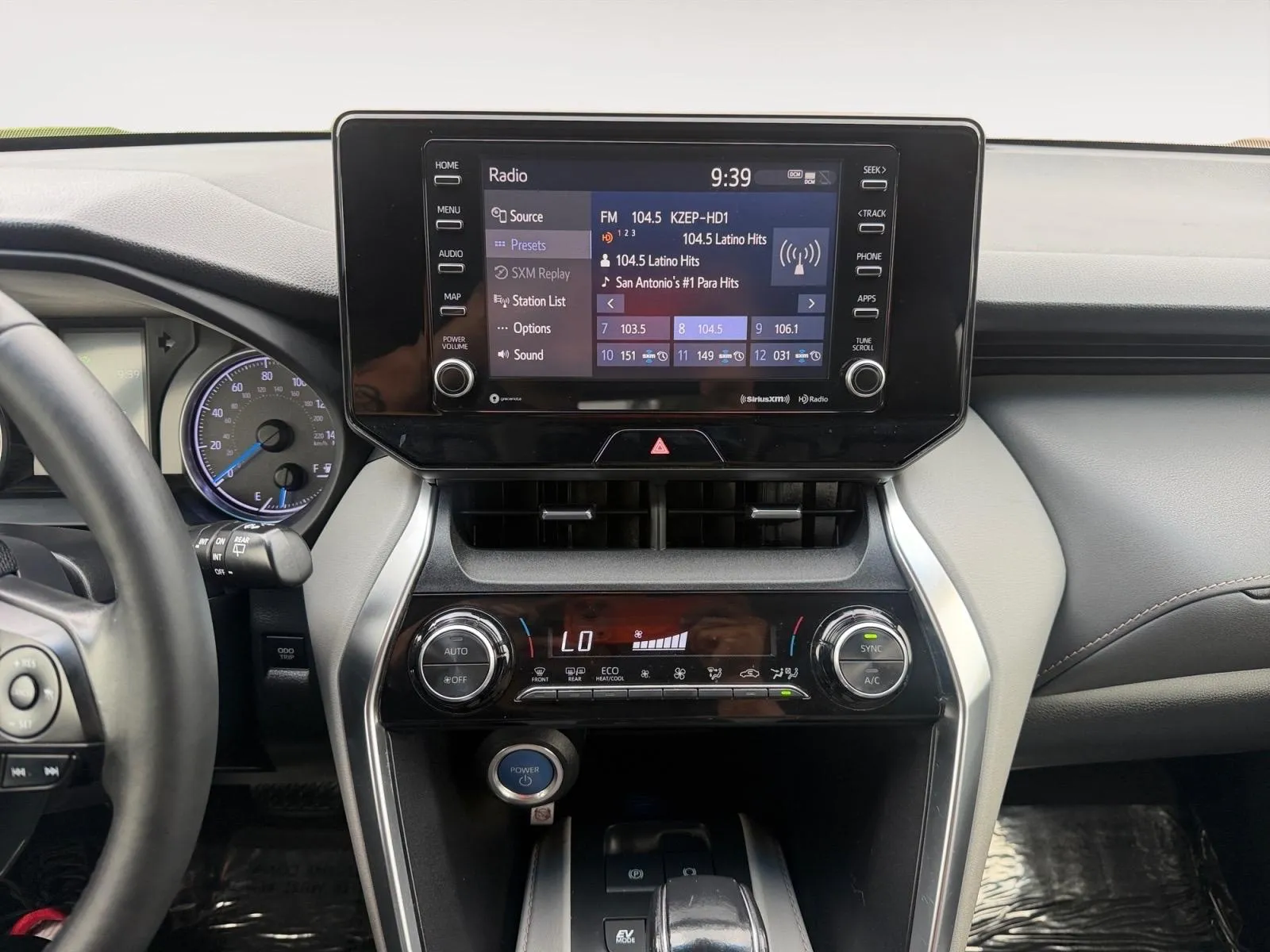 Toyota Venza photo 25