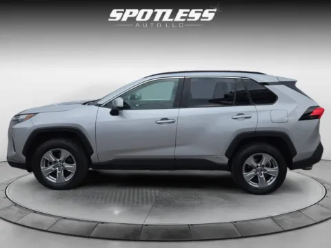 More photos of 2022 Toyota RAV4 Hybrid XLE at Spotless Auto Loop 1604, TX