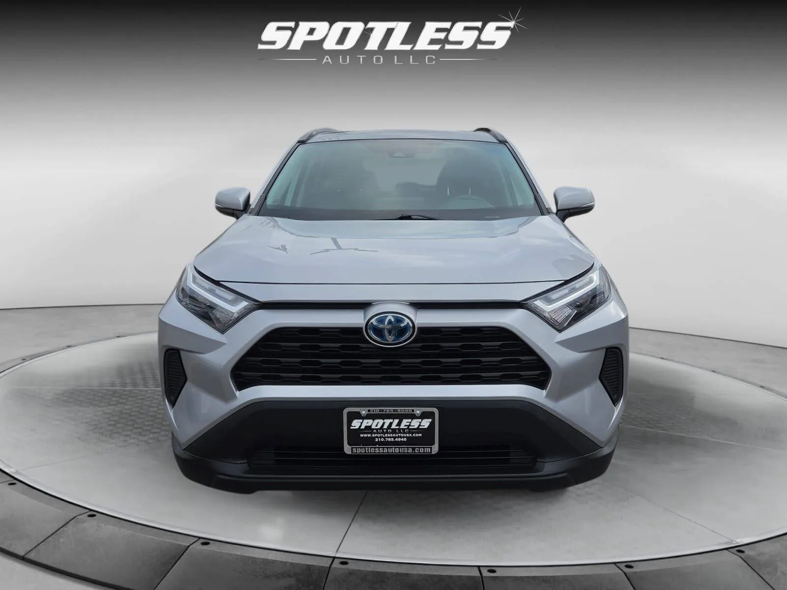 Toyota RAV4 photo 10