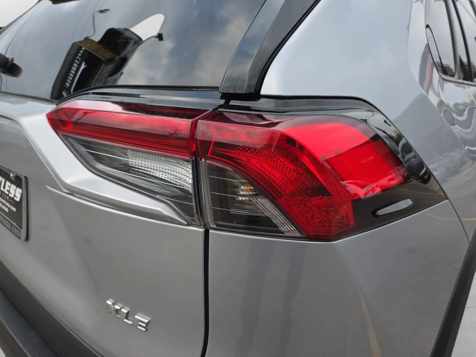 Toyota RAV4 photo 12