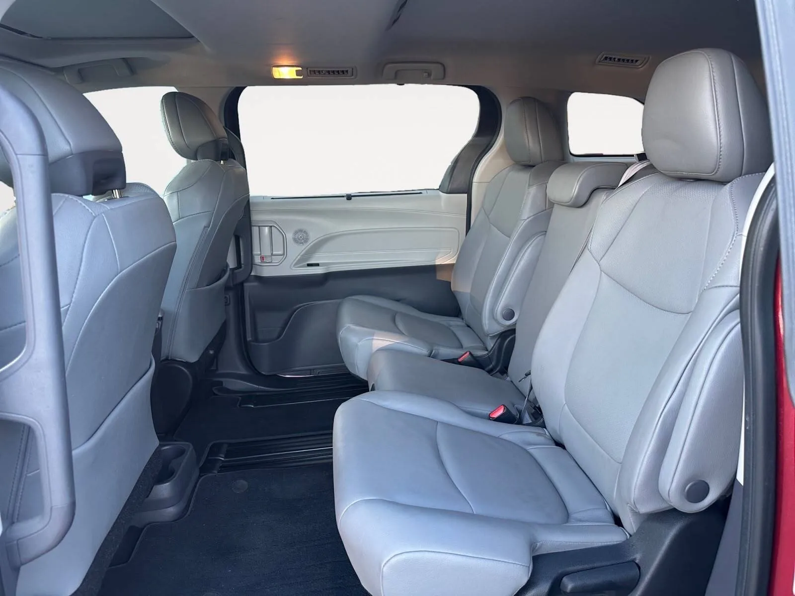 Toyota Sienna photo 20