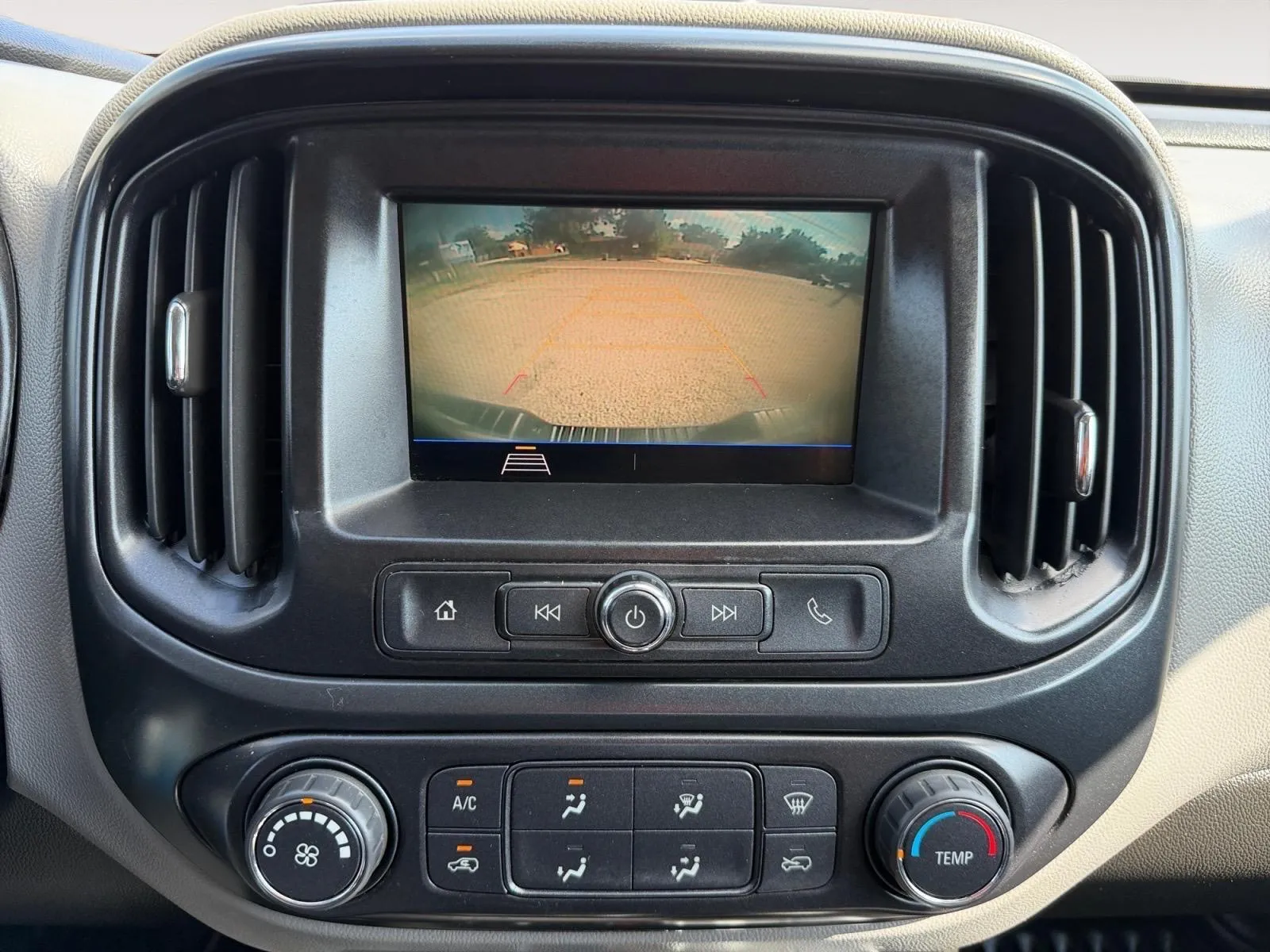 Chevrolet Colorado photo 22