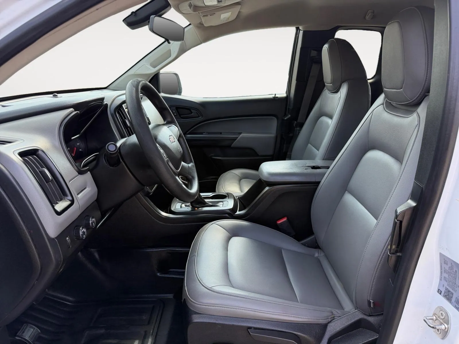 Chevrolet Colorado photo 18