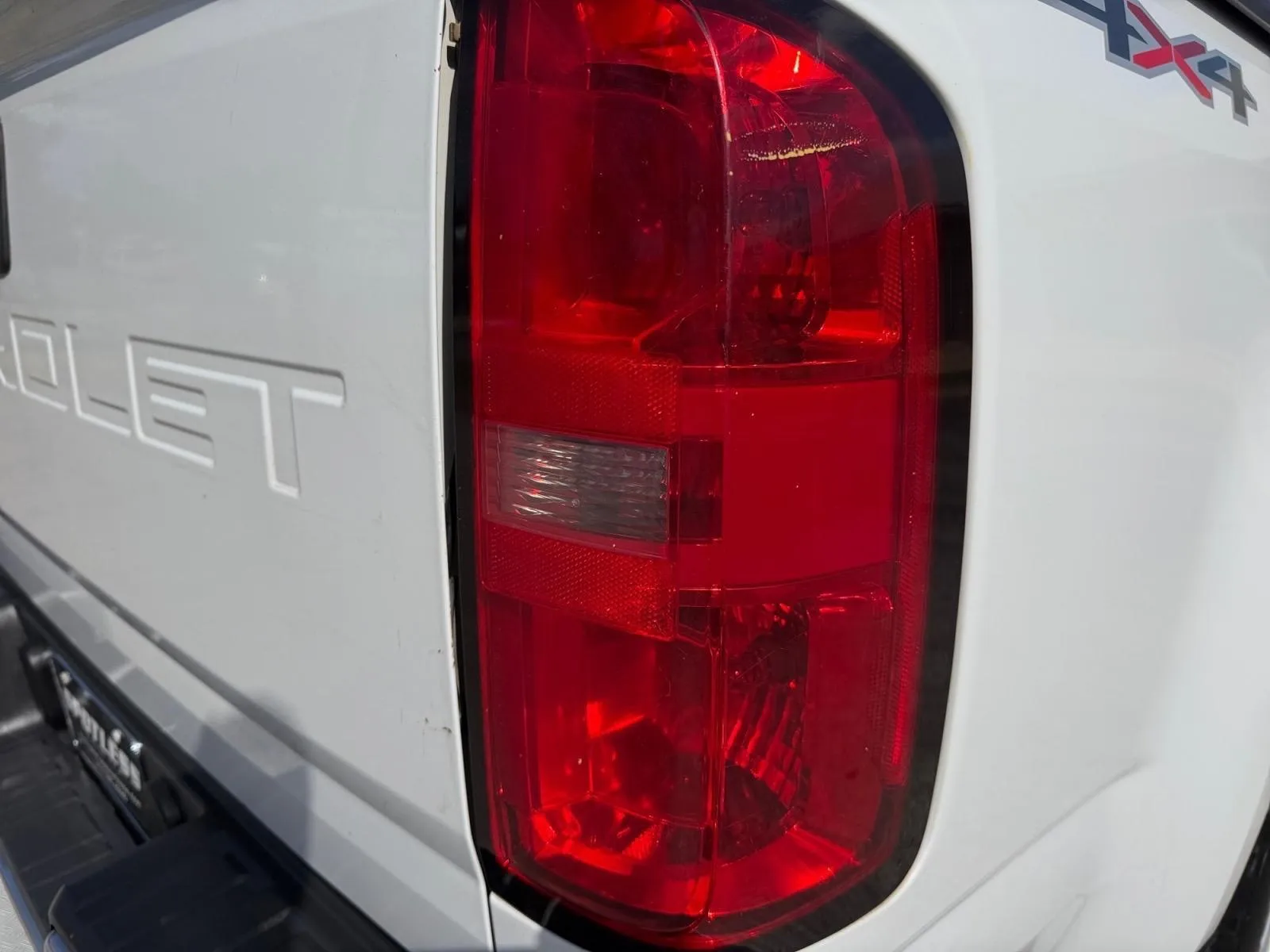 Chevrolet Colorado photo 12