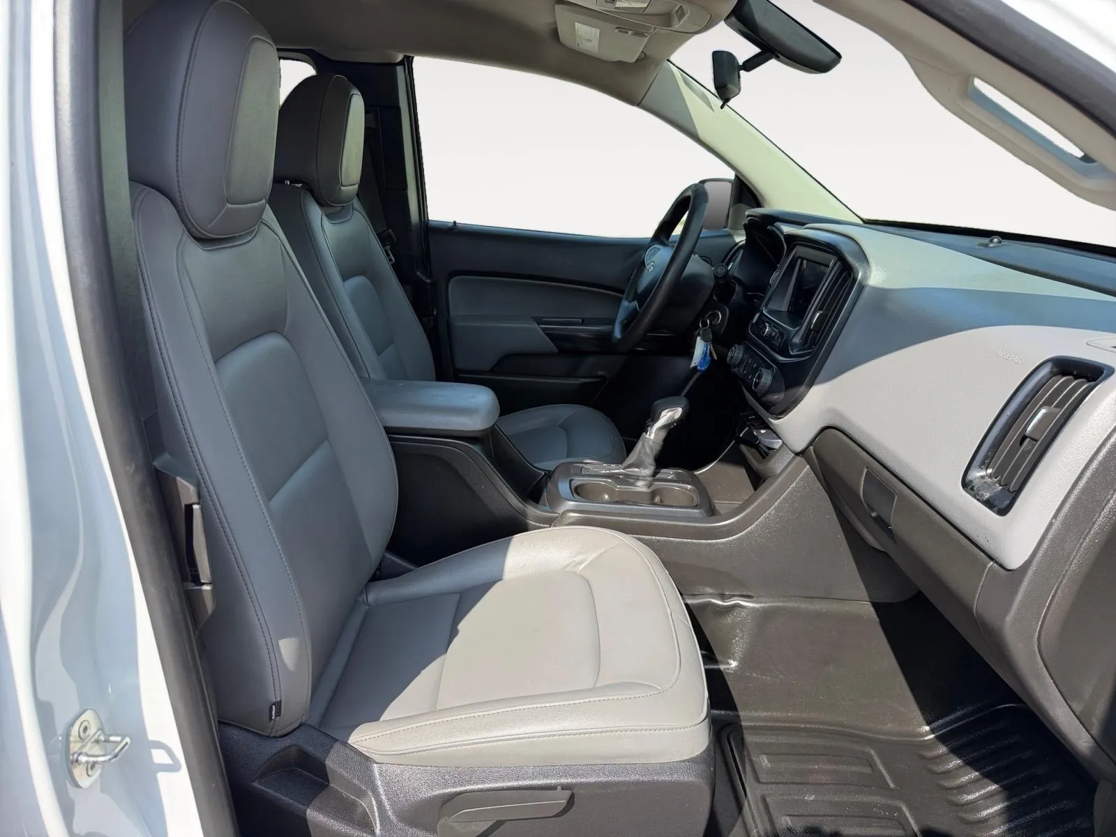 Chevrolet Colorado photo 21