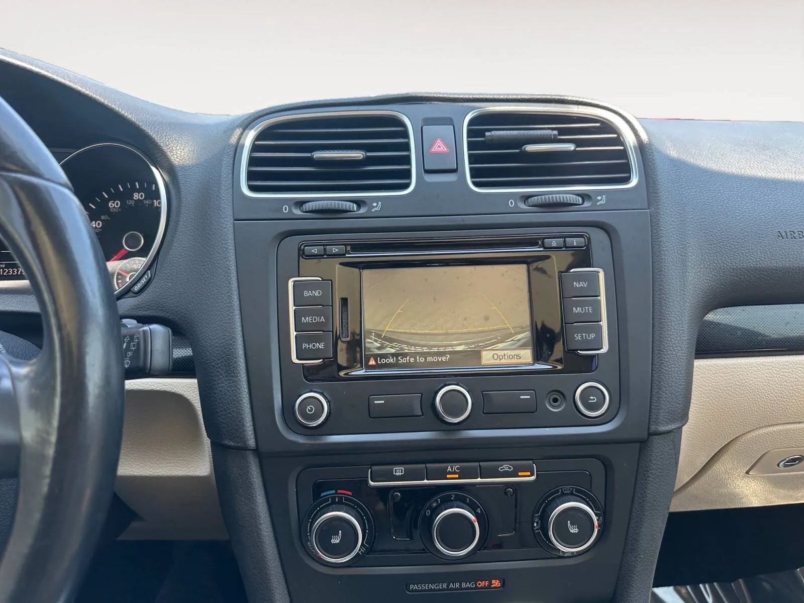 Volkswagen Jetta photo 26