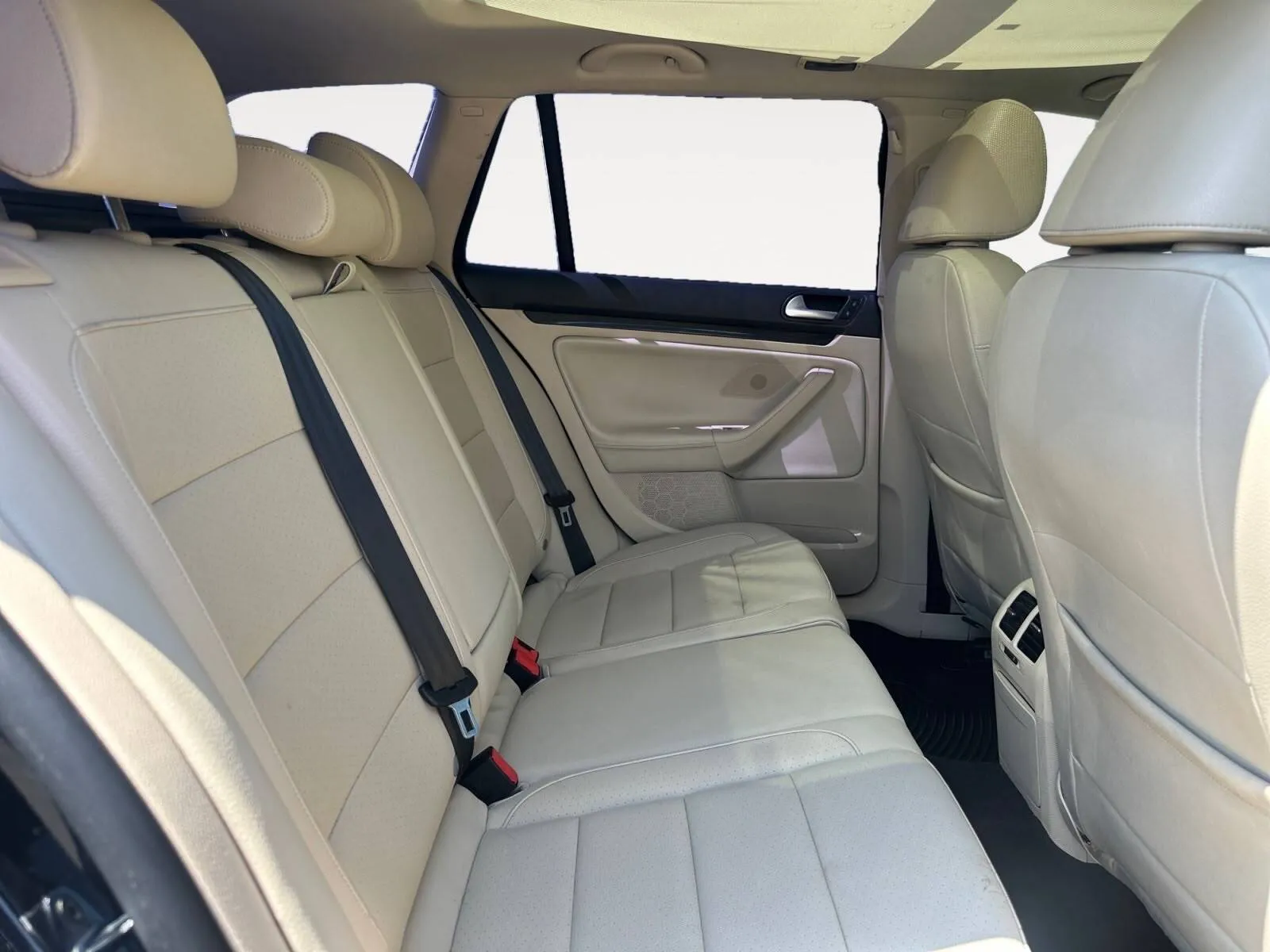 Volkswagen Jetta photo 22
