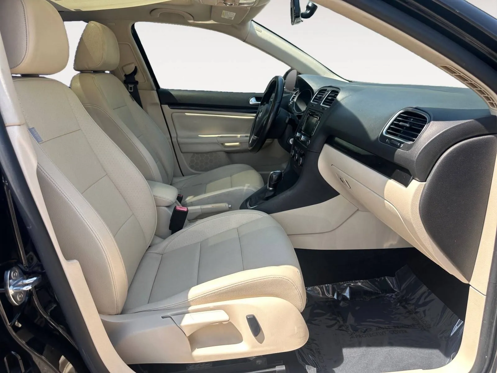 Volkswagen Jetta photo 23