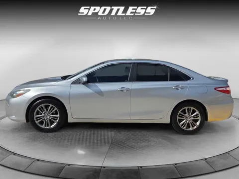 More photos of 2015 Toyota Camry SE at Spotless Auto Loop 1604, TX